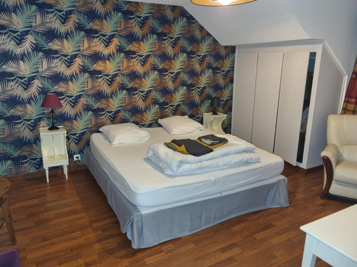 Maison Du Port, A 100 M De La Jusqu'a 9 Personnes Holiday home *